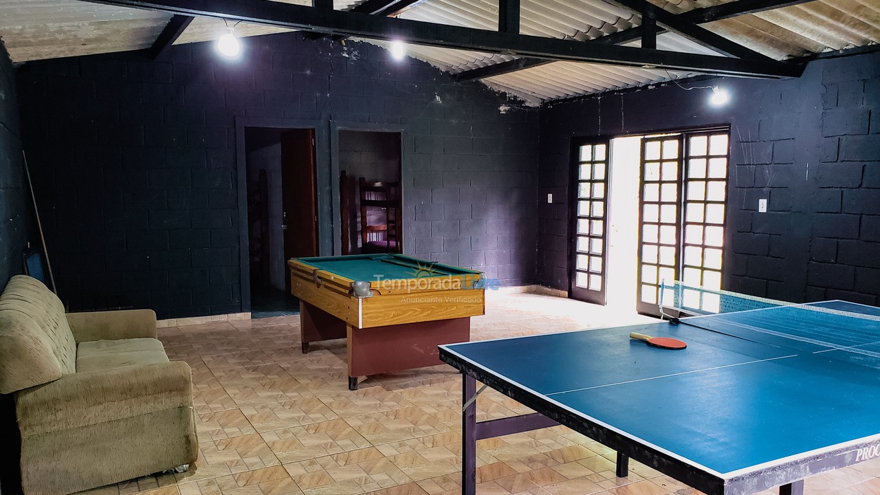 Ranch for vacation rental in Juquitiba (800 Mts da Rodovia Locamos Até 40 Adultos)