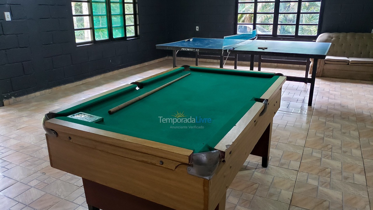 Ranch for vacation rental in Juquitiba (800 Mts da Rodovia Locamos Até 40 Adultos)