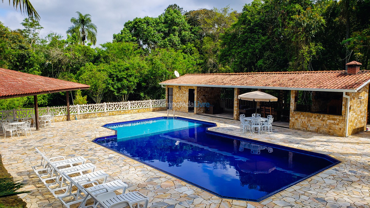 Chácara / sítio para aluguel de temporada em São Lourenço da Serra (Alto Padrão Piscina Adulto E Infantil 600 Mts da Rodovia I)