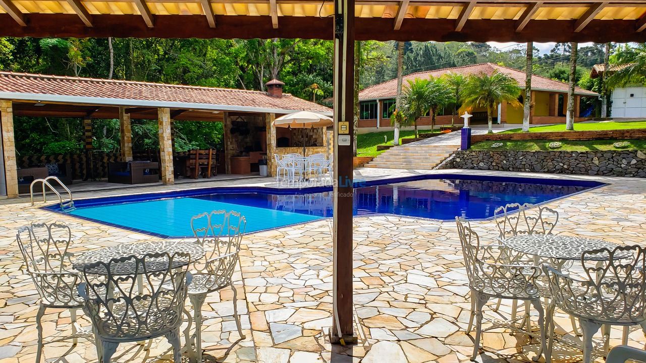 Chácara / sítio para aluguel de temporada em São Lourenço da Serra (Alto Padrão Piscina Adulto E Infantil 600 Mts da Rodovia I)