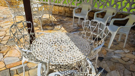 CHÁCARA PARA TEMPORADA EM SÃO LOURENÇO DA SERRA ( FÁCIL ACESSO)