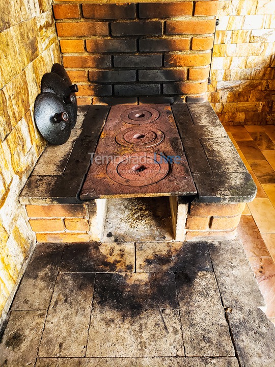 Chácara / sítio para aluguel de temporada em São Lourenço da Serra (Alto Padrão Piscina Adulto E Infantil 600 Mts da Rodovia I)