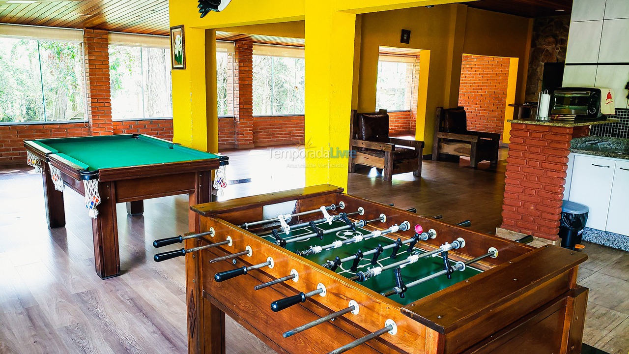 Chácara / sítio para aluguel de temporada em São Lourenço da Serra (Alto Padrão Piscina Adulto E Infantil 600 Mts da Rodovia I)