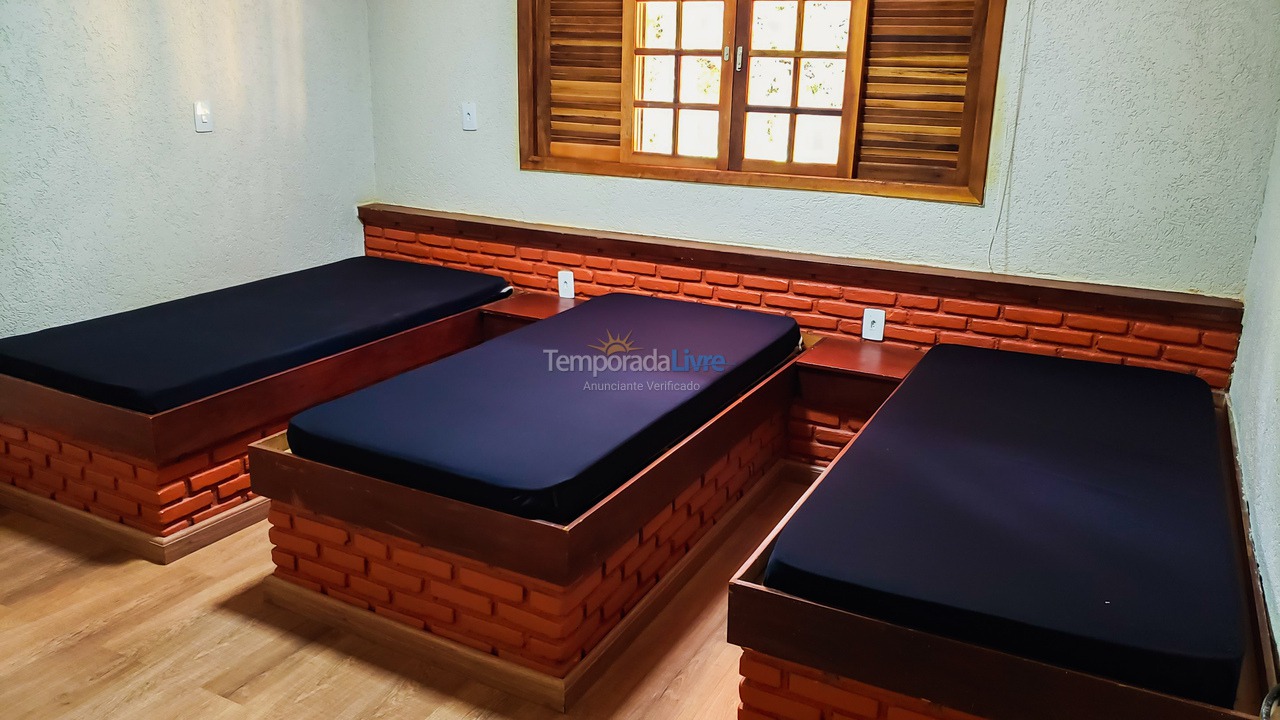 Chácara / sítio para aluguel de temporada em São Lourenço da Serra (Alto Padrão Piscina Adulto E Infantil 600 Mts da Rodovia I)