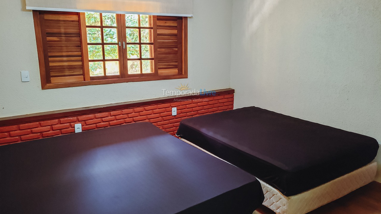 Chácara / sítio para aluguel de temporada em São Lourenço da Serra (Alto Padrão Piscina Adulto E Infantil 600 Mts da Rodovia I)