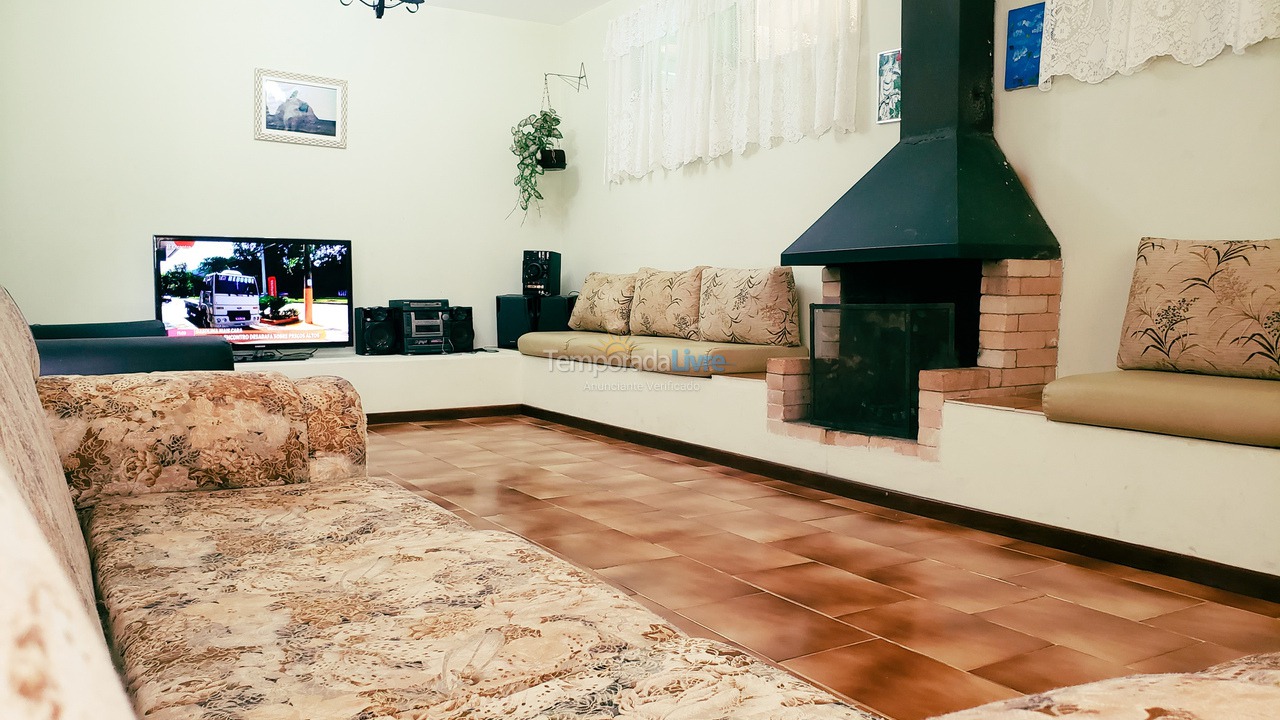 Granja para alquiler de vacaciones em Juquitiba (Piscina Aquecida Com Aquecimento Solar E Hidro Massageado)