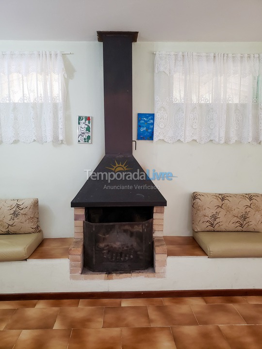 Granja para alquiler de vacaciones em Juquitiba (Piscina Aquecida Com Aquecimento Solar E Hidro Massageado)