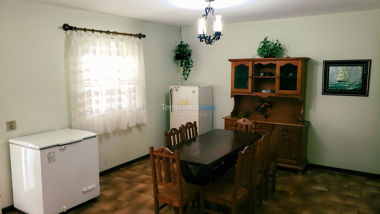 Granja para alquiler de vacaciones em Juquitiba (Piscina Aquecida Com Aquecimento Solar E Hidro Massageado)