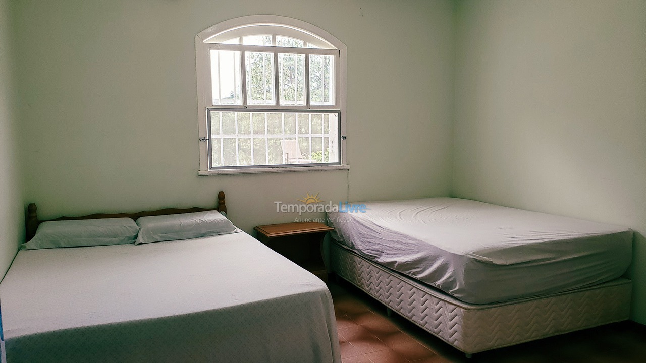 Granja para alquiler de vacaciones em Juquitiba (Piscina Aquecida Com Aquecimento Solar E Hidro Massageado)