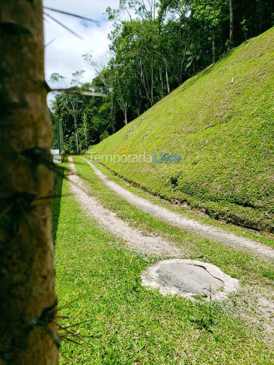 Granja para alquiler de vacaciones em Juquitiba (Piscina Aquecida Com Aquecimento Solar E Hidro Massageado)