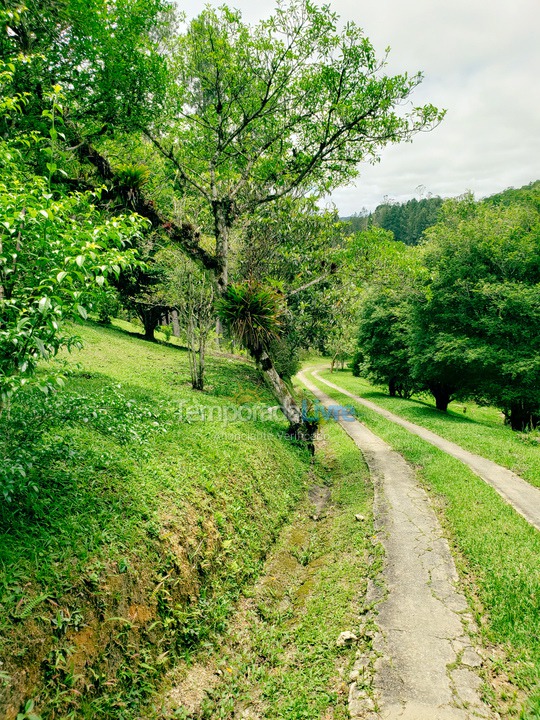 Granja para alquiler de vacaciones em Juquitiba (Piscina Aquecida Com Aquecimento Solar E Hidro Massageado)