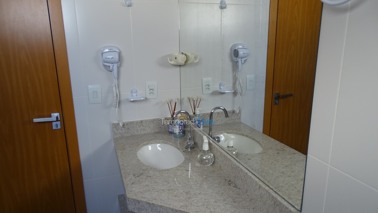 Apartamento para aluguel de temporada em Arraial do Cabo (Praia Grande)