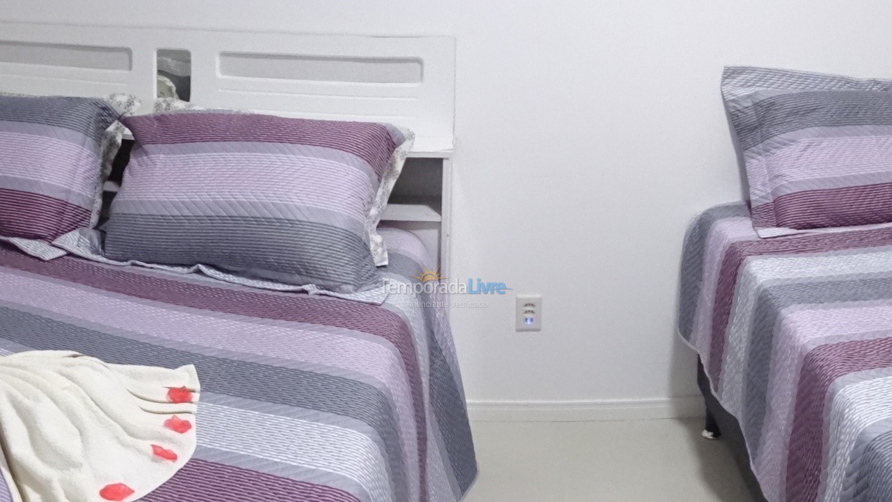 Apartamento para aluguel de temporada em Arraial do Cabo (Praia Grande)