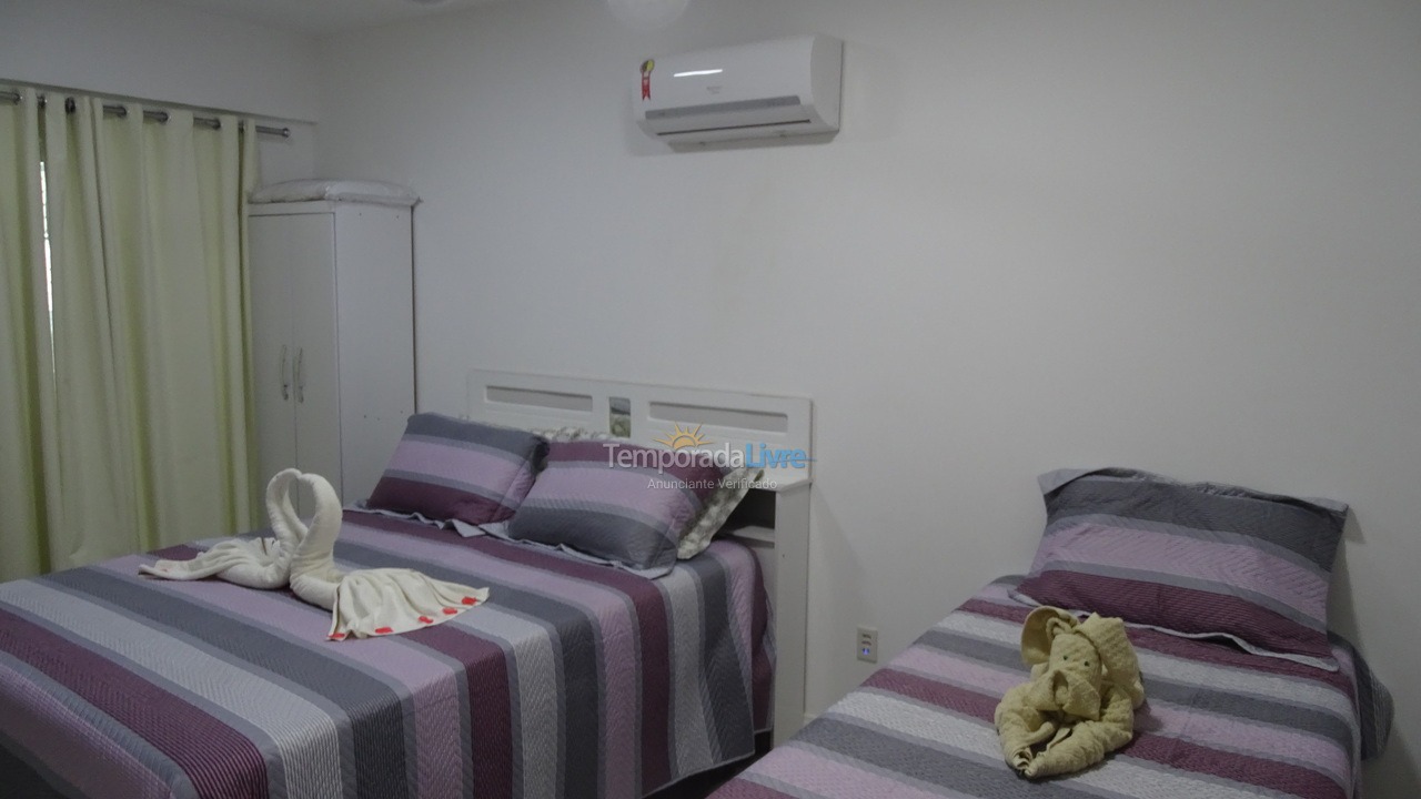 Apartamento para aluguel de temporada em Arraial do Cabo (Praia Grande)