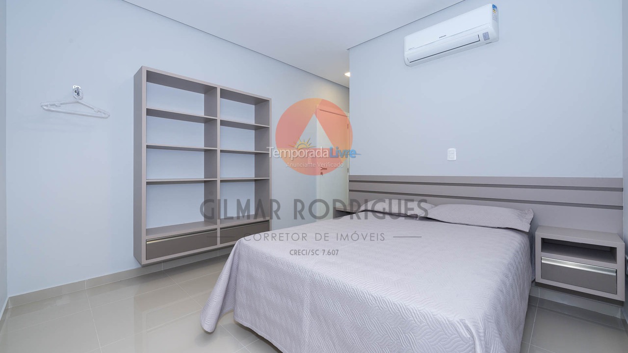 Apartamento para aluguel de temporada em Bombinhas (Canto Grande)