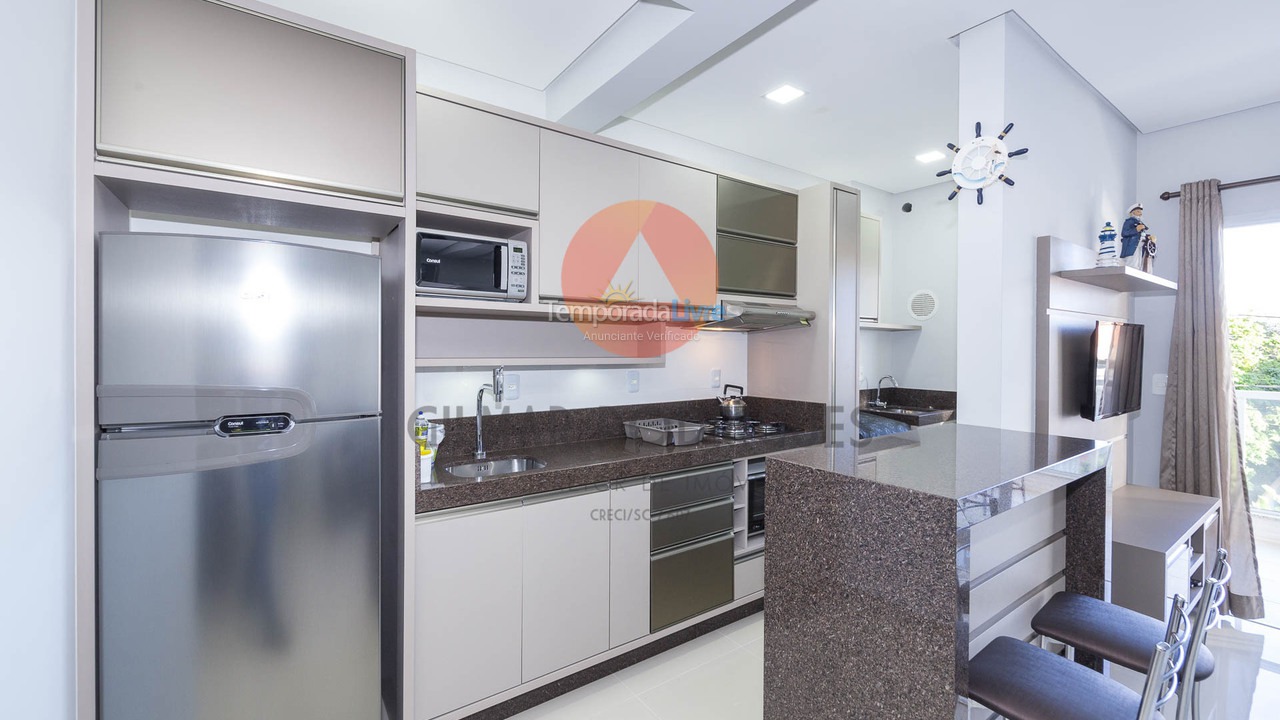 Apartamento para aluguel de temporada em Bombinhas (Canto Grande)