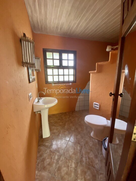 Casa para alquiler de vacaciones em Arraial D´Ajuda (Loteamento de Parracho)