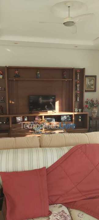 Casa para aluguel de temporada em Guarujá (Praia do Pernambuco)