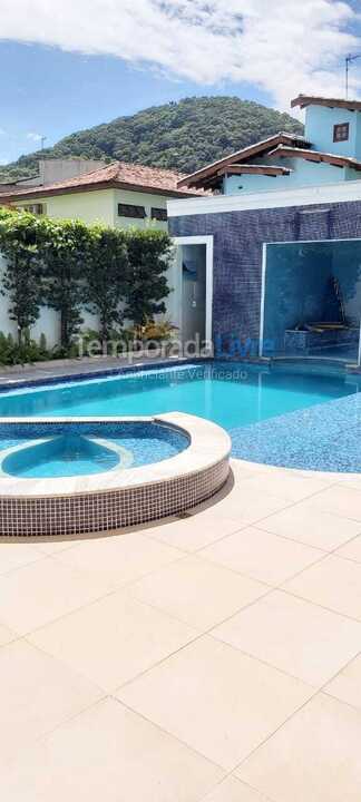 Casa para aluguel de temporada em Guarujá (Praia do Pernambuco)