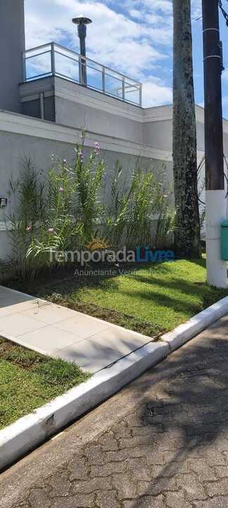 Casa para aluguel de temporada em Guarujá (Praia do Pernambuco)