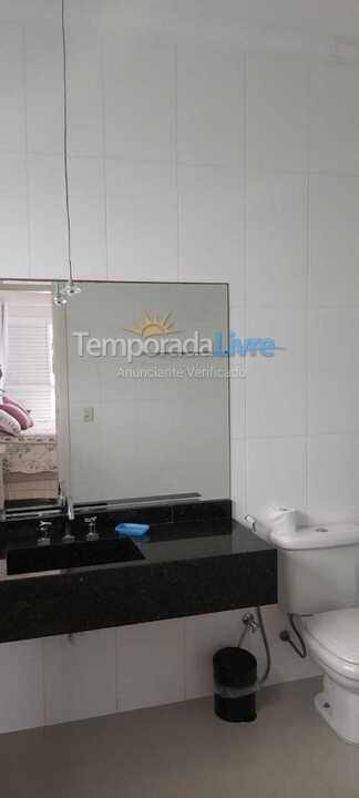 Casa para aluguel de temporada em Guarujá (Praia do Pernambuco)