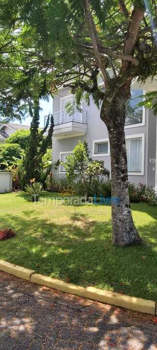 Casa para aluguel de temporada em Guarujá (Praia do Pernambuco)