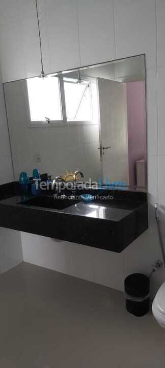 Casa para aluguel de temporada em Guarujá (Praia do Pernambuco)