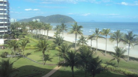 WONDERFUL APARTMENT FOOT IN THE SAND 5 SUITES