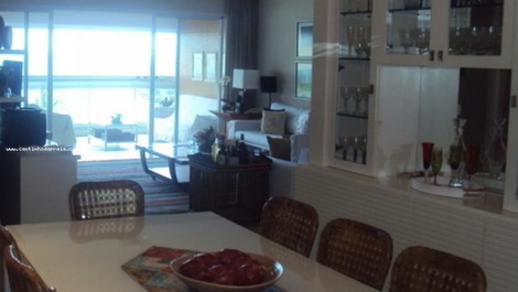 WONDERFUL APARTMENT FOOT IN THE SAND 5 SUITES