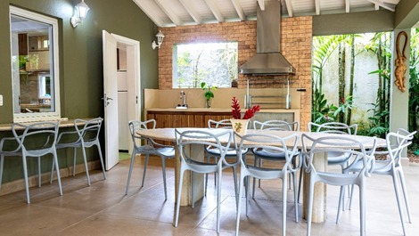 Casa de lujo y frente al mar alquiler fin de año