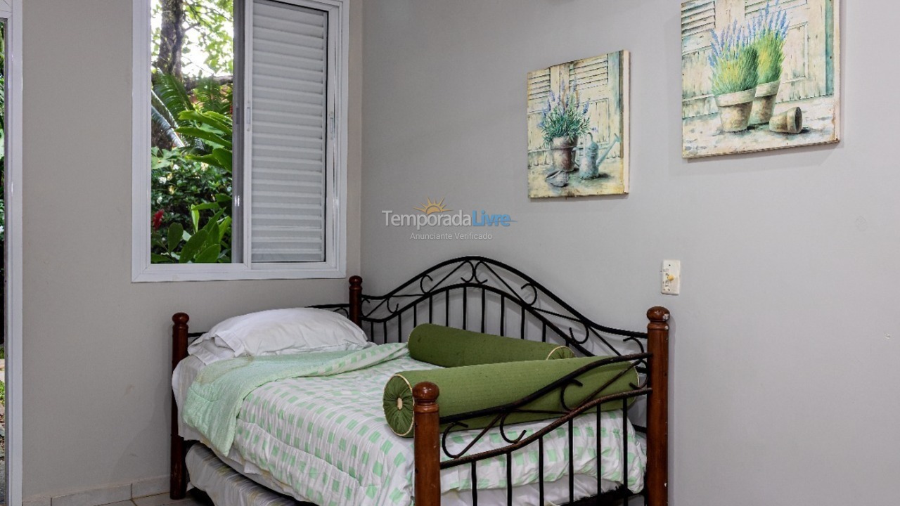 Casa para alquiler de vacaciones em São Sebastião (Praia da Baleia)