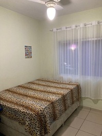 Great house, 1 suite plus 2 bedrooms + 2 bathrooms, barbecue, WI-FI