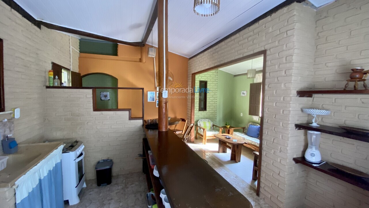 Casa para alquiler de vacaciones em Arraial D´Ajuda (Loteamento de Parracho)