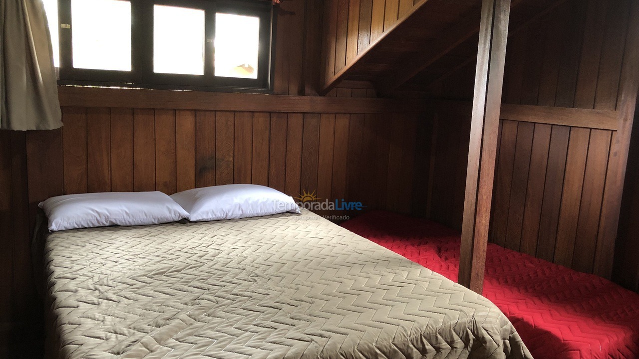 Casa para aluguel de temporada em Garopaba (Praia da Ferrugem)