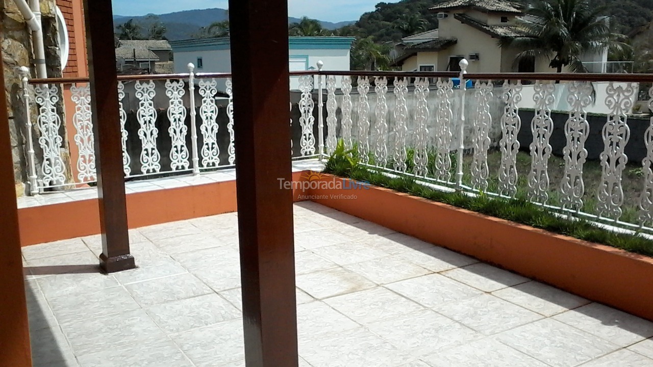 Casa para aluguel de temporada em Guarujá (Praia do Pernambuco)