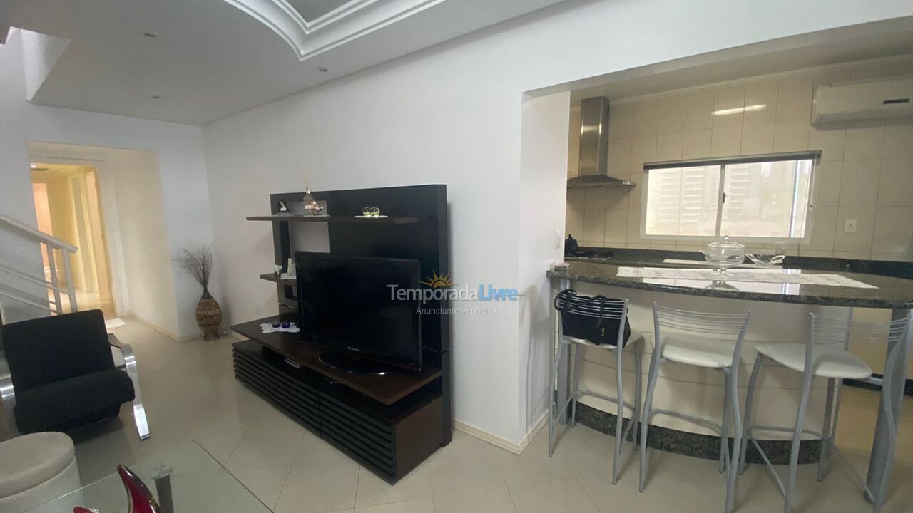 Apartment for vacation rental in Itapema (Meia Praia)