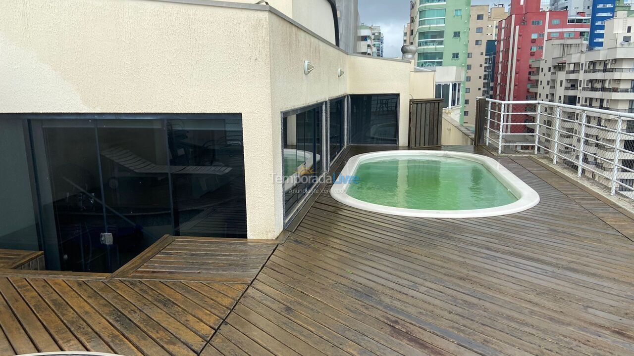 Apartment for vacation rental in Itapema (Meia Praia)