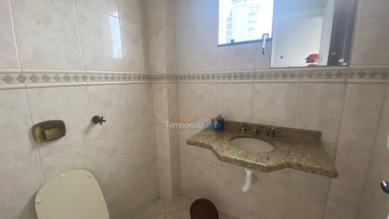 Apartment for vacation rental in Itapema (Meia Praia)