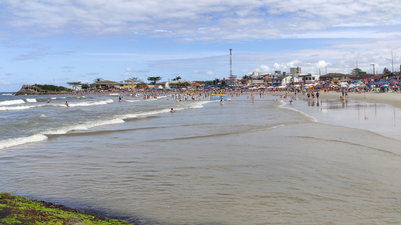 Apartment for vacation rental in Itapoá (Balneário Cambiju)