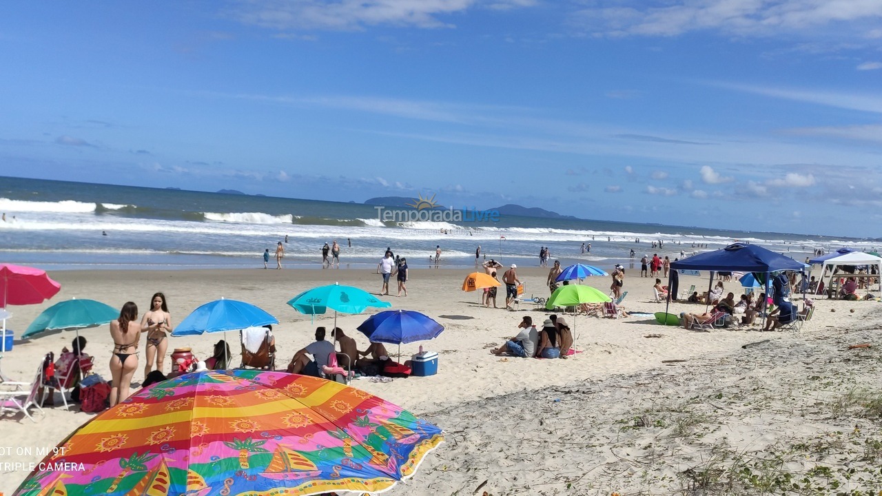 Apartment for vacation rental in Itapoá (Balneário Cambiju)