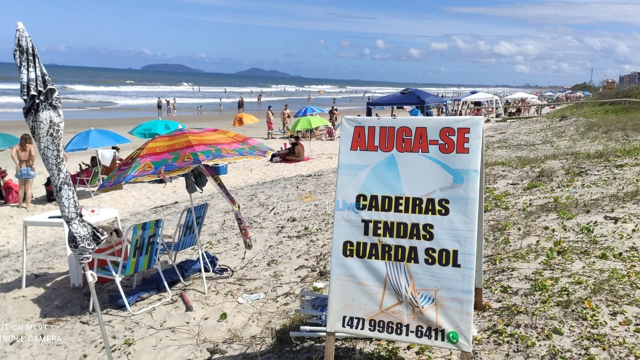 Apartment for vacation rental in Itapoá (Balneário Cambiju)