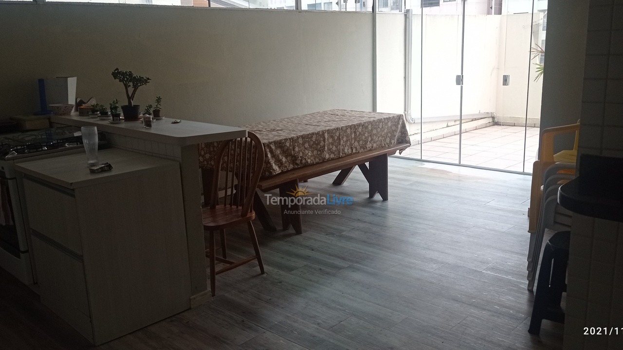 Apartment for vacation rental in Itapema (Meia Praia)