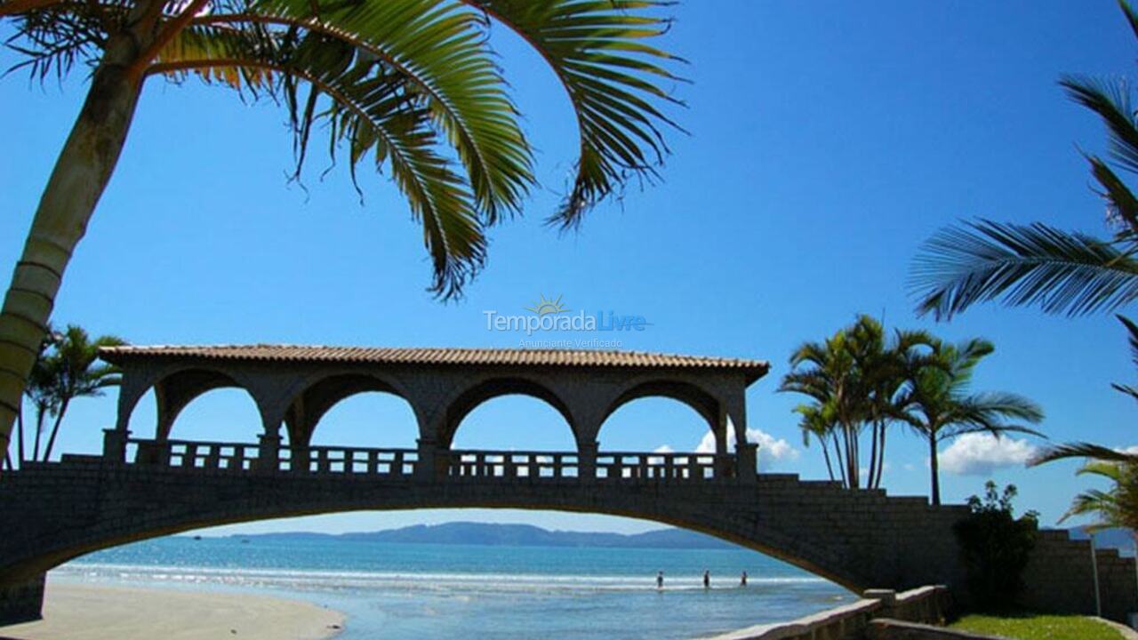 Apartment for vacation rental in Itapema (Meia Praia)