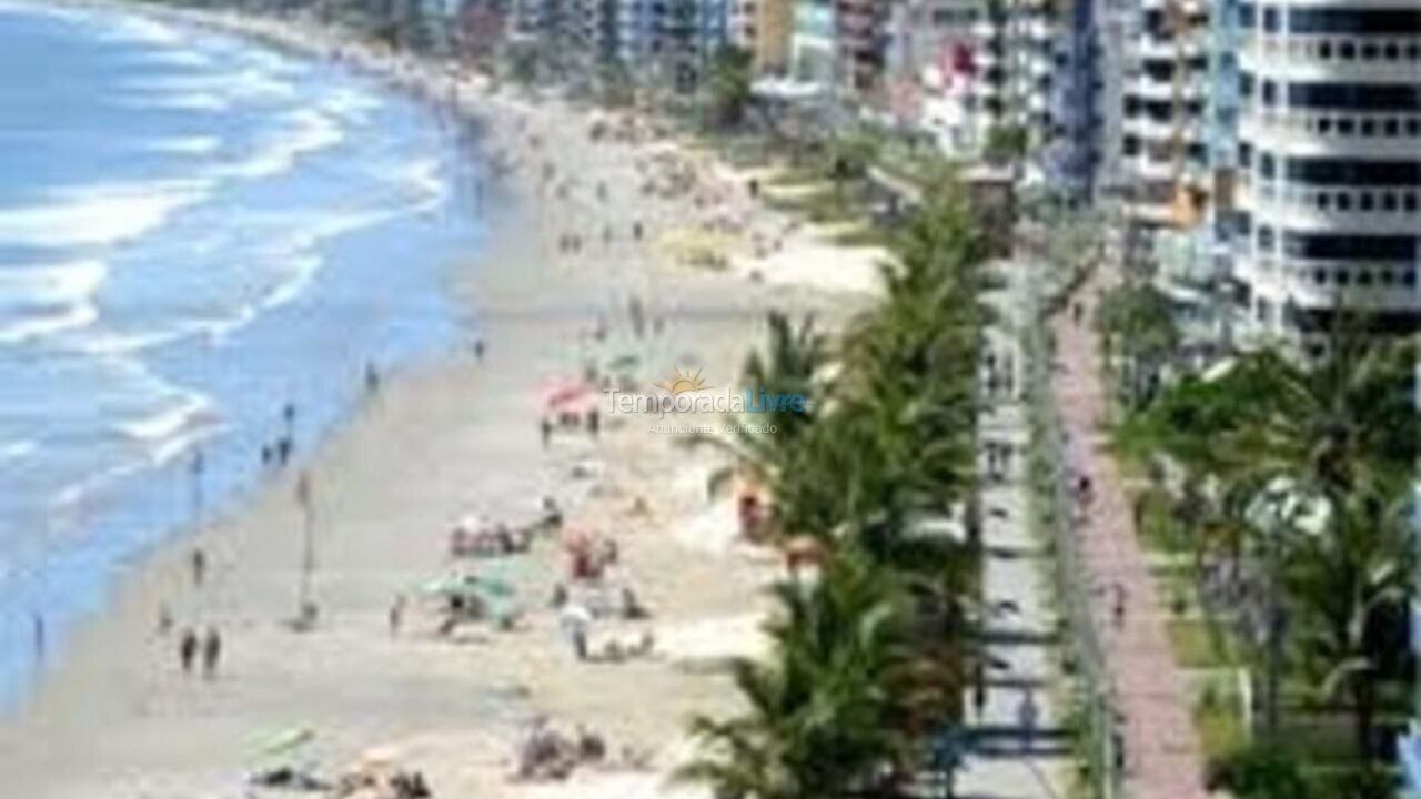 Apartment for vacation rental in Itapema (Meia Praia)