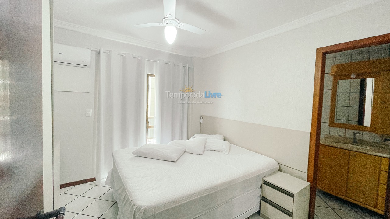 Apartment for vacation rental in Itapema (Meia Praia)