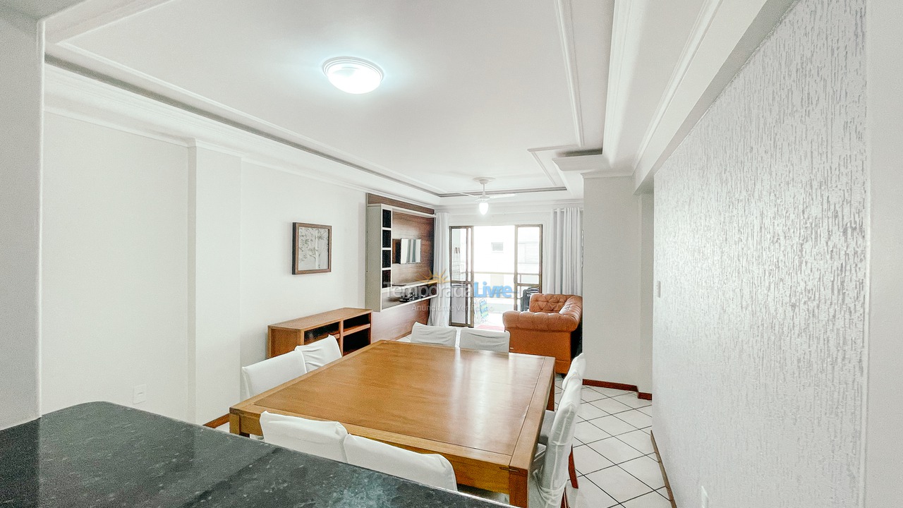 Apartment for vacation rental in Itapema (Meia Praia)