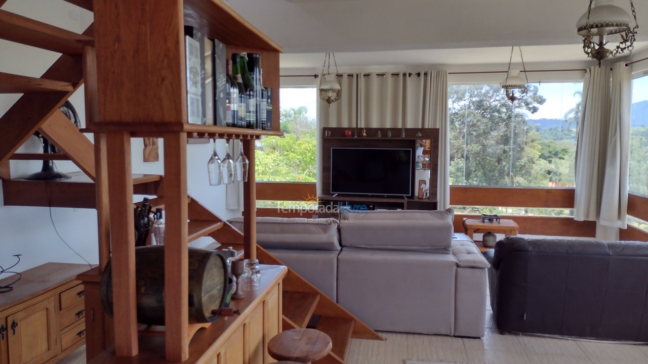 Chácara / sítio para aluguel de temporada em Piracaia (Piracaia)