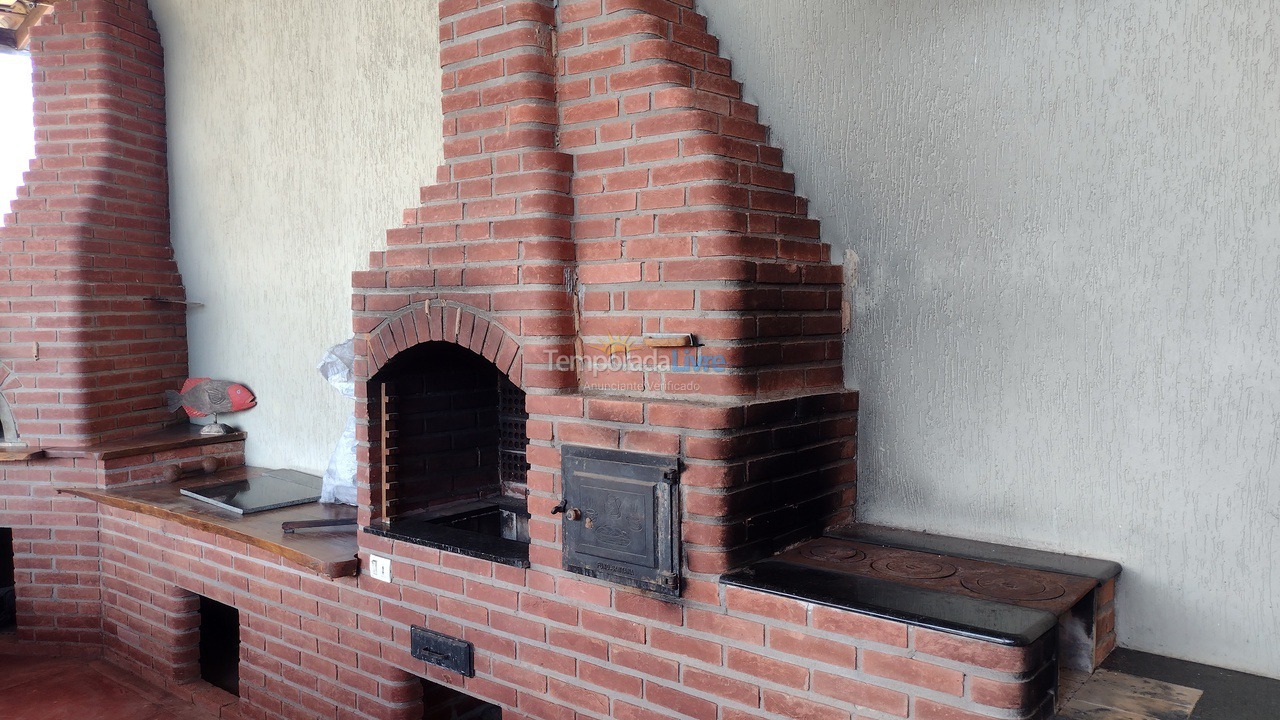 Chácara / sítio para aluguel de temporada em Piracaia (Piracaia)