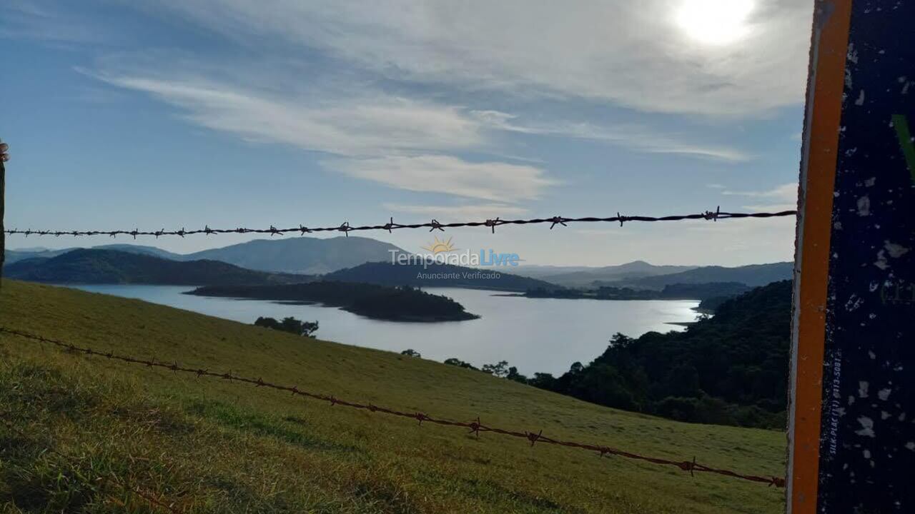 Ranch for vacation rental in Vargem (Guaraiuva)