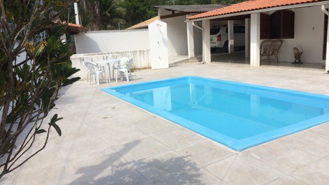 Casa em Ubatuba - Maranduba a 150 metros da praia